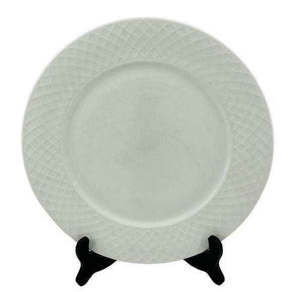 Mikasa Trellis White Dinner Plate 11" Bone China Criss Cross‎ Line Pattern - Picture 1 of 6